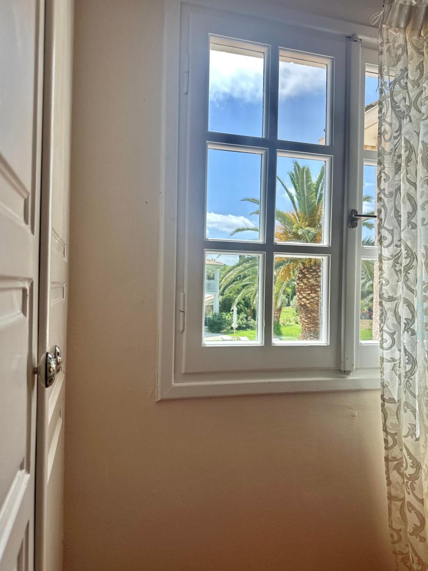 Valentino Corfu Aparthotel 3*