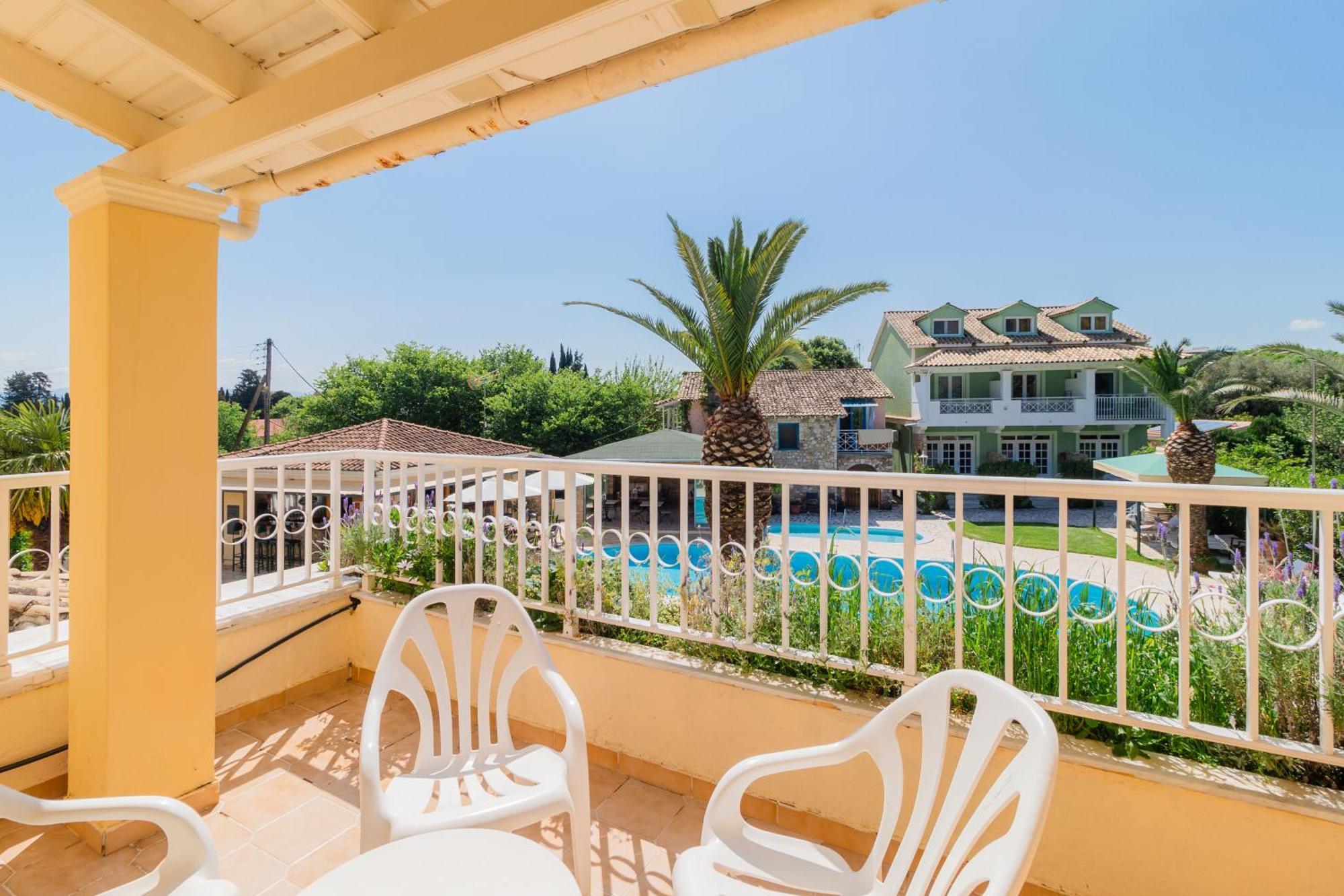 Apartahotel Valentino Corfu Ypsos