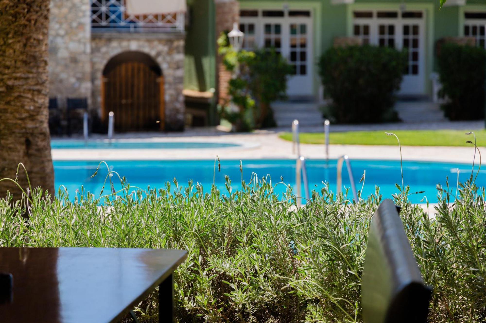 Valentino Corfu Apartahotel 3*
