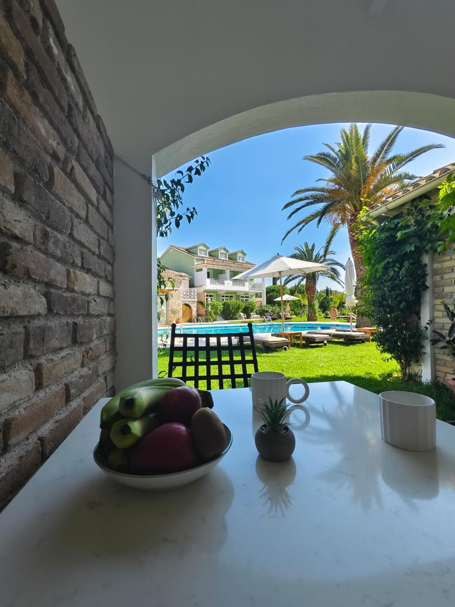 Apartahotel Valentino Corfu